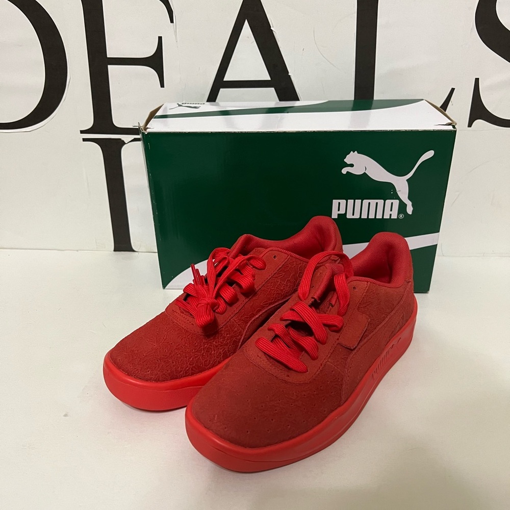 Puma California TOL Emboss Wn's size 8